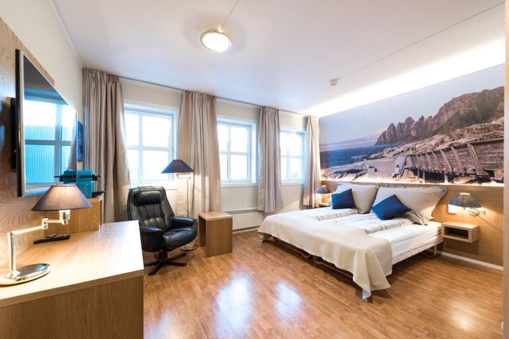 Senja Hotell Finnsnes Εξωτερικό φωτογραφία