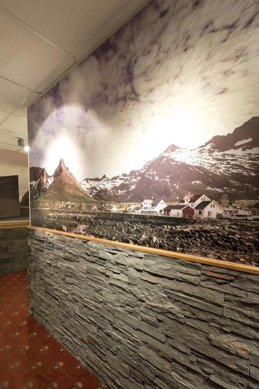 Senja Hotell Finnsnes Εξωτερικό φωτογραφία